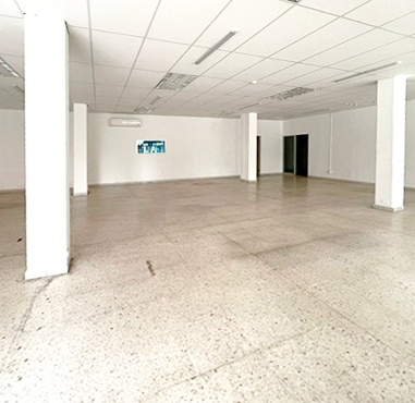 EDIFICIO UNIVERSIDAD 2
Prol. Corregidora Sur N.21. Local 4 Planta baja..